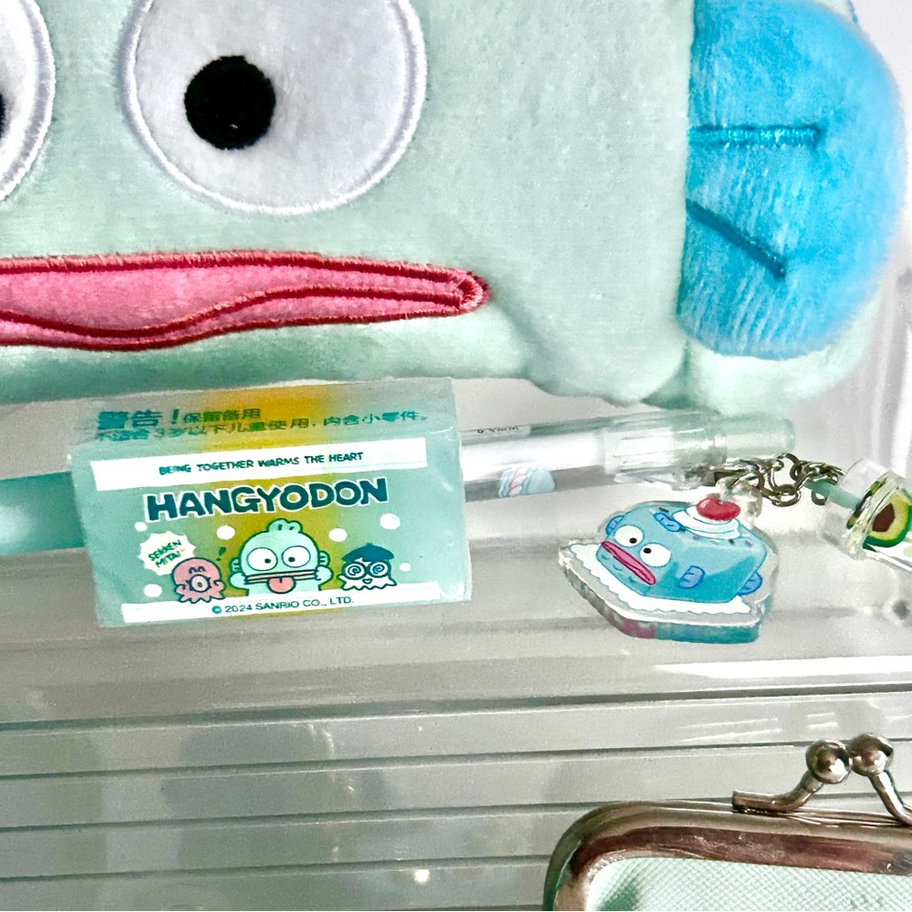 🩵Hangyodon Adorable 6-Piece Travel Mini Bundle! - Picture 5 of 7